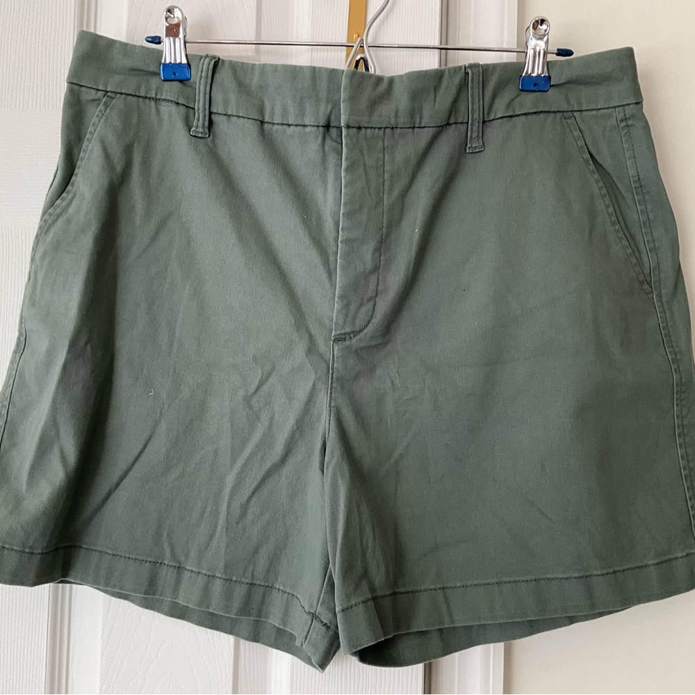 Gloria Vanderbilt Olive Green Women's Shorts